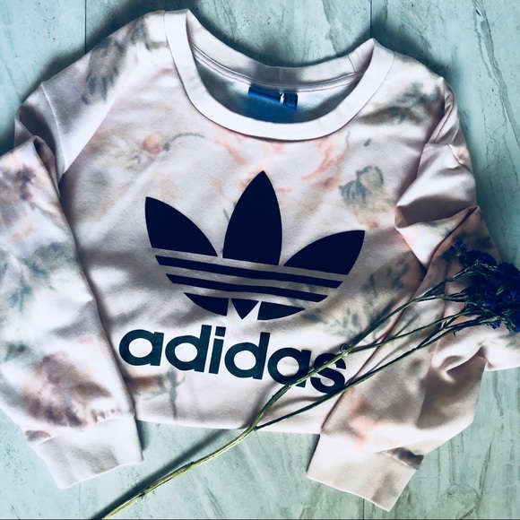 adidas Sweaters - 💐LE  Original ADIDAS Sweatshir💐